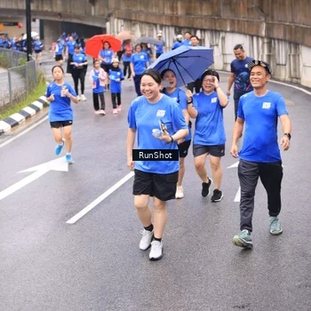 Runner Photo 7957340