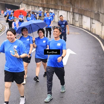 Runner Photo 7957353