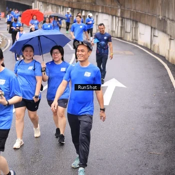 Runner Photo 7957358