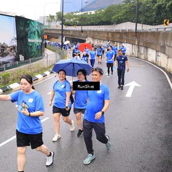 Runner Photo 7957369