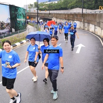 Runner Photo 7957370