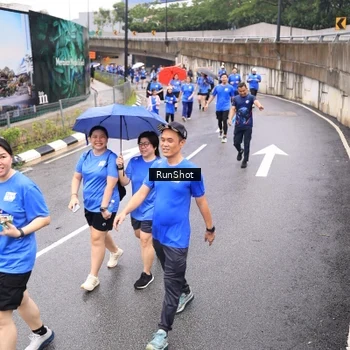 Runner Photo 7957373