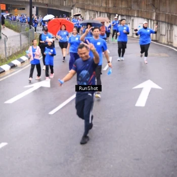 Runner Photo 7957379
