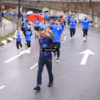 Runner Photo 7957381