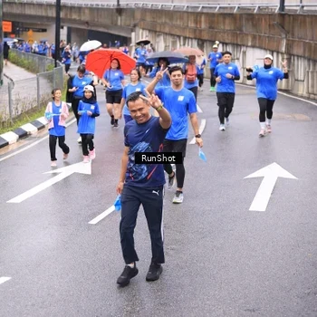 Runner Photo 7957384