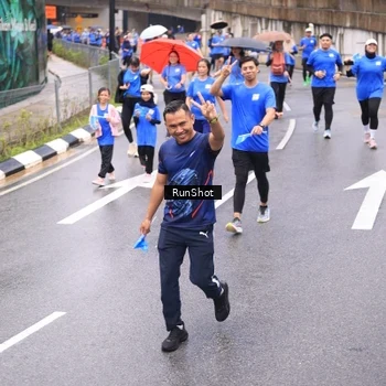 Runner Photo 7957388
