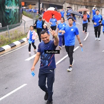 Runner Photo 7957393