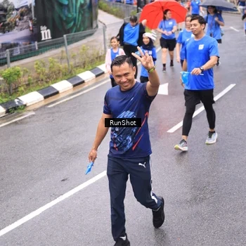 Runner Photo 7957401