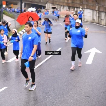 Runner Photo 7957412