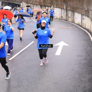 Runner Photo 7957418