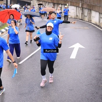 Runner Photo 7957420