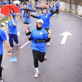 Runner Photo 7957421