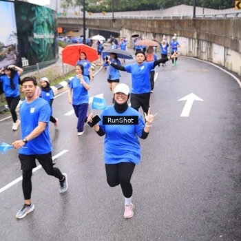 Runner Photo 7957429