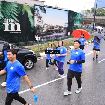 Runner Photo 7957452