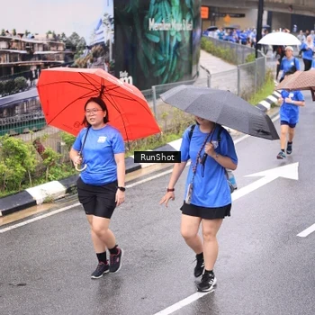 Runner Photo 7957472