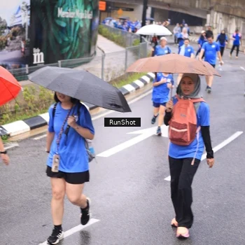 Runner Photo 7957477