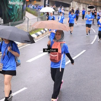 Runner Photo 7957480