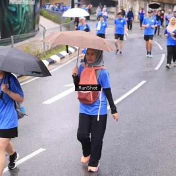 Runner Photo 7957481