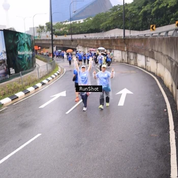 Runner Photo 7957499