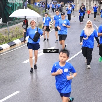 Runner Photo 7957503
