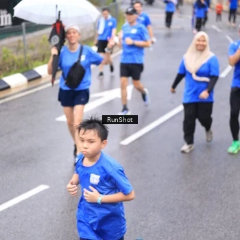 Runner Photo 7957504