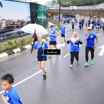 Runner Photo 7957515