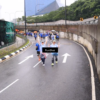 Runner Photo 7957518