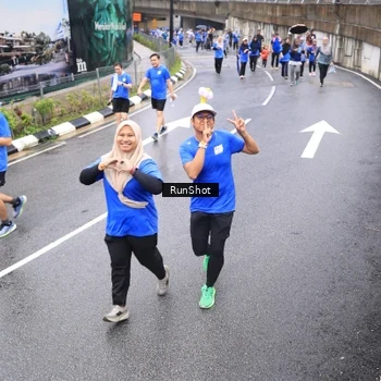 Runner Photo 7957526