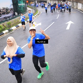 Runner Photo 7957531