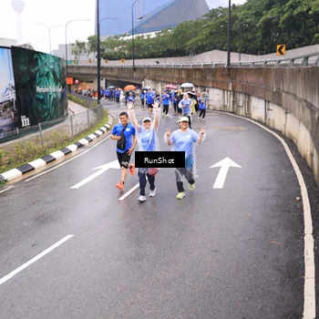 Runner Photo 7957533