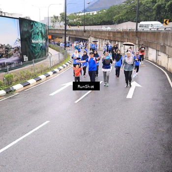 Runner Photo 7957544