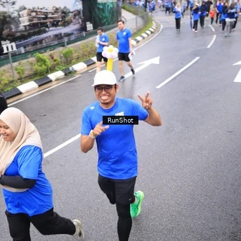 Runner Photo 7957549