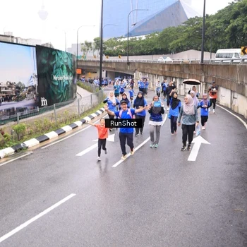 Runner Photo 7957550