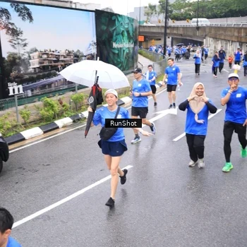 Runner Photo 7957551