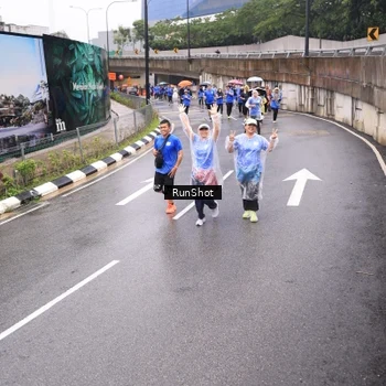 Runner Photo 7957554