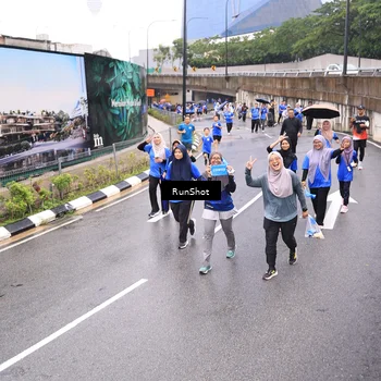 Runner Photo 7957574