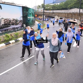 Runner Photo 7957584