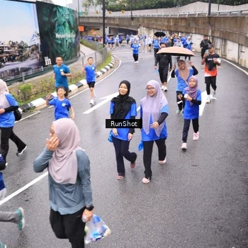 Runner Photo 7957593