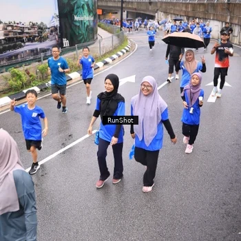 Runner Photo 7957603