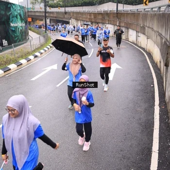 Runner Photo 7957617