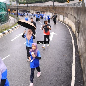 Runner Photo 7957622