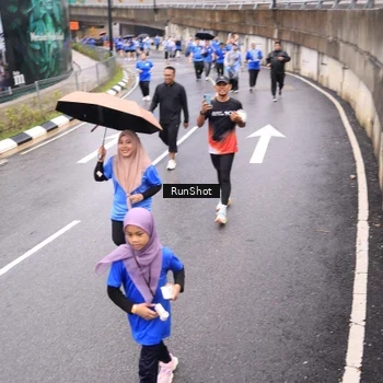 Runner Photo 7957625