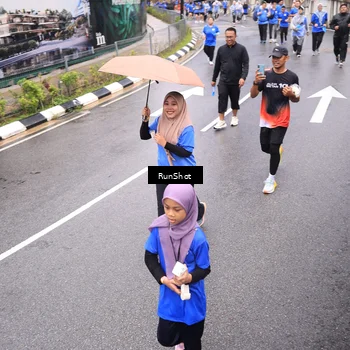 Runner Photo 7957634