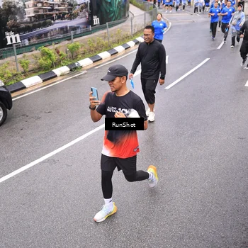Runner Photo 7957644