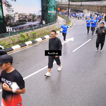 Runner Photo 7957654