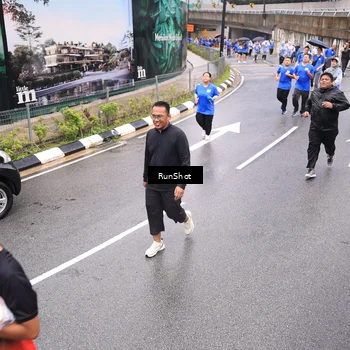 Runner Photo 7957659