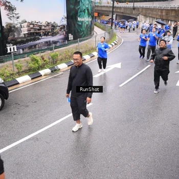 Runner Photo 7957660