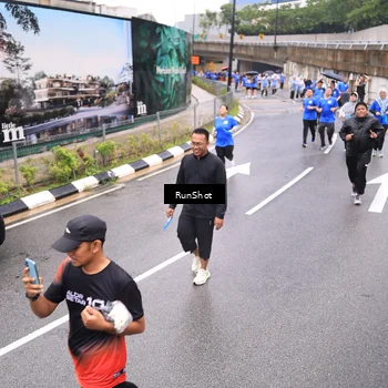 Runner Photo 7957665