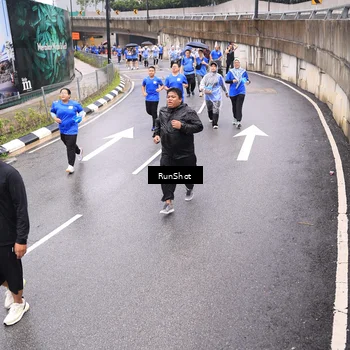 Runner Photo 7957666