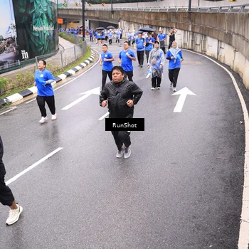 Runner Photo 7957669